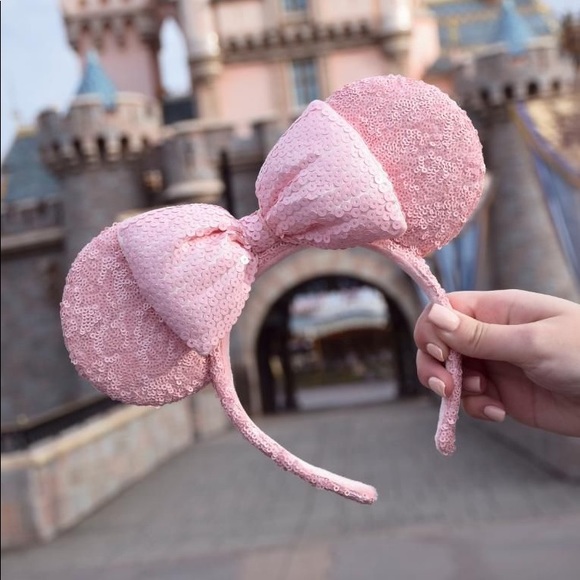 Millennial Disney Ears 🌸 - Picture 2 of 3